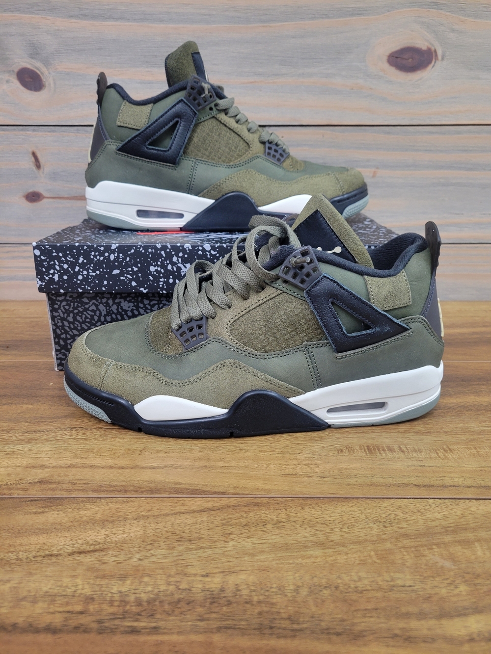 Jordan 4 Retro SECraft Medium Olive